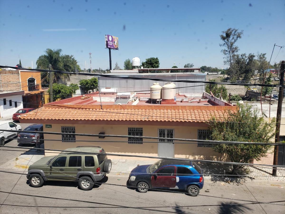 CASA ZONA ITESO, EXPO GUADALAJARA, PLAZA DEL SOL, BUGAMBILIAS. GUADALAJARA  (Mexico) | BOOKED